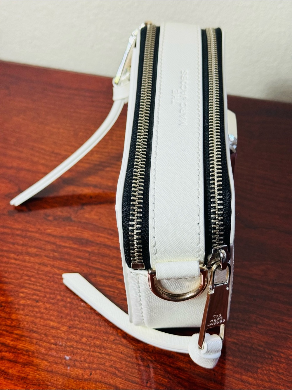 Marc Jacobs Snapshot Camera White Crossbody Bag - Picture 4 of 14